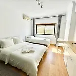 Guest house Parque Nacoes Paradise