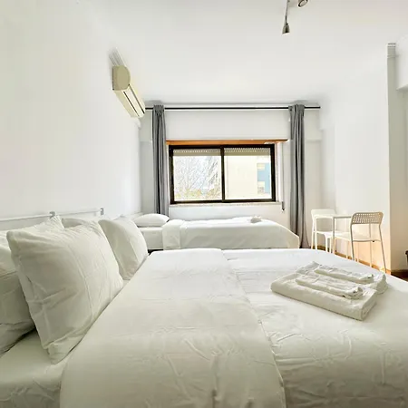 Parque Nacoes Paradise Лісабон