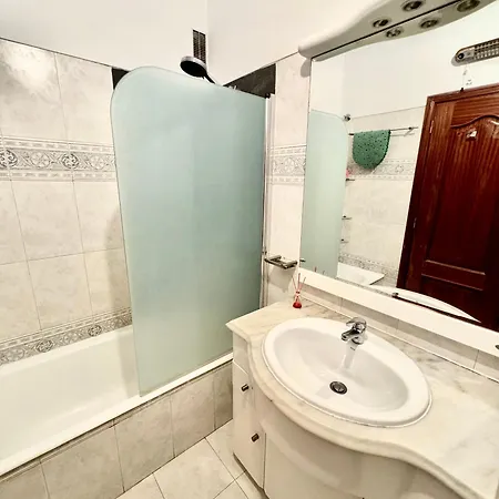 Parque Nacoes Paradise